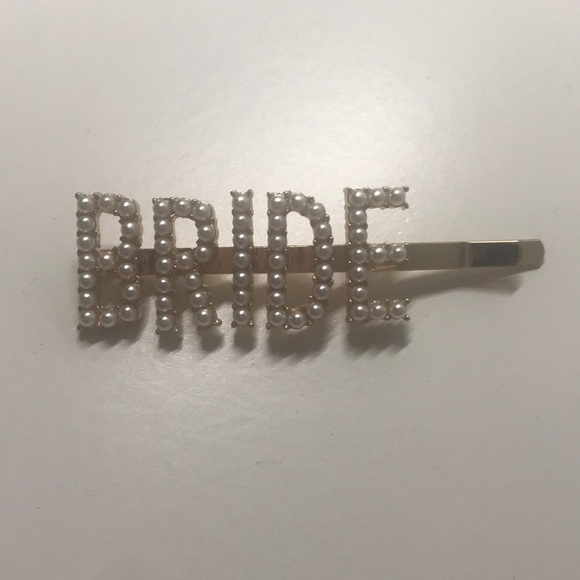“Bride” Hair Accessory - Picture 1 of 3